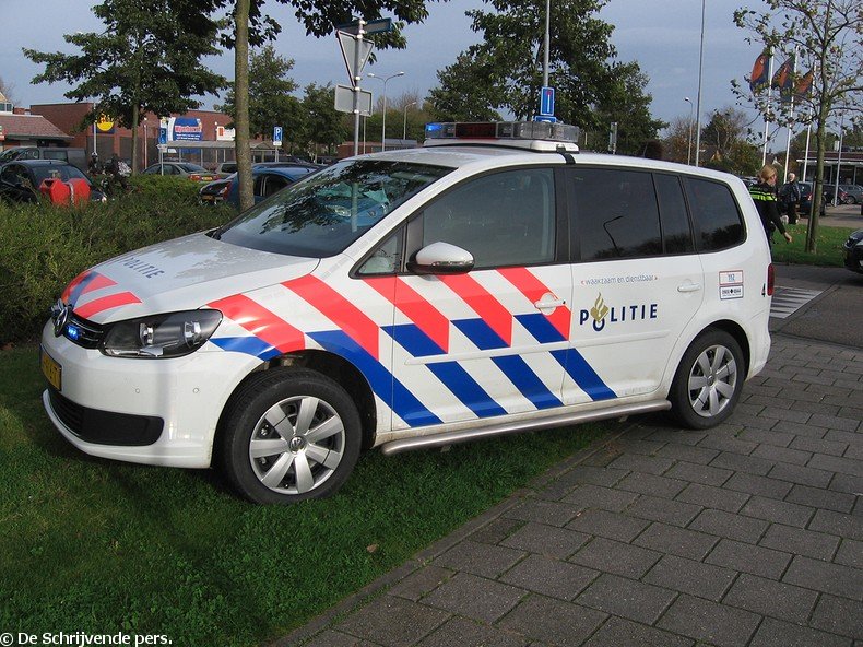 Pr R 005-BorderMaker.jpg
